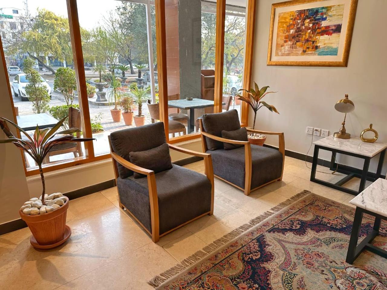 The Avenue Hotel Исламабад Екстериор снимка