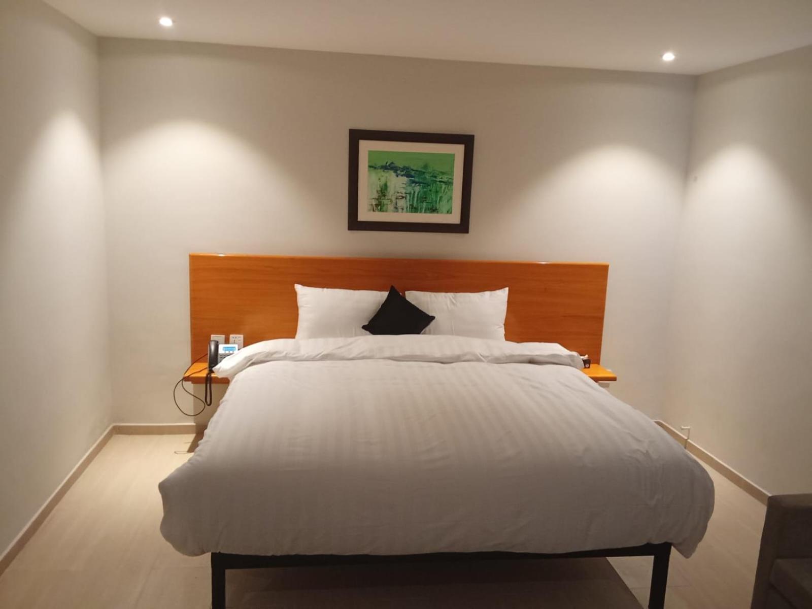 The Avenue Hotel Исламабад Екстериор снимка